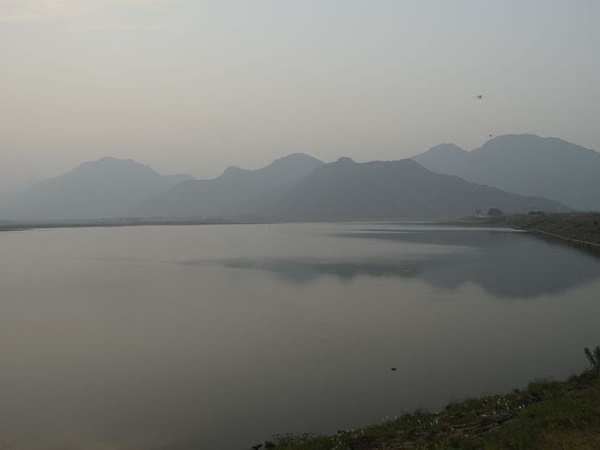 படகு குழாம் படகு குழாம்
