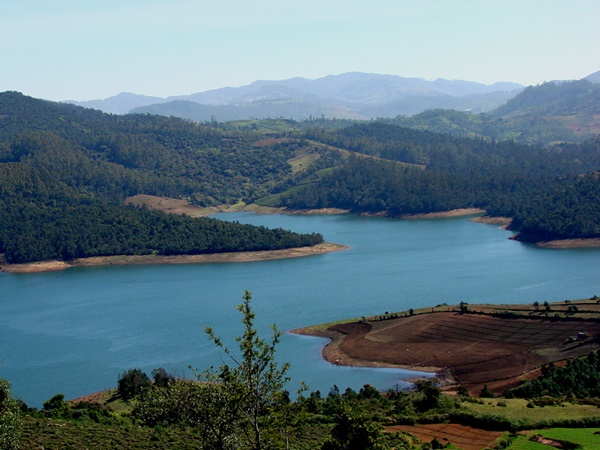 எமரால்டு ஏரி