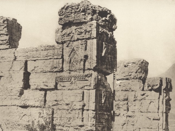 வெளியில் தெரிந்த ரகசியங்கள்