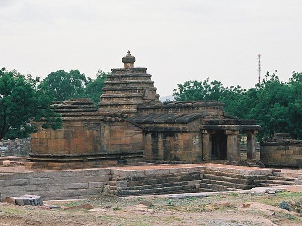 மேகனகுடி