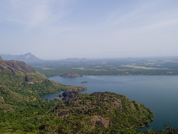 பொள்ளாச்சியின் இயல்பு 