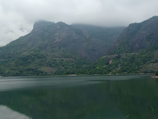 மாலையில் ஒரு வேளையில்