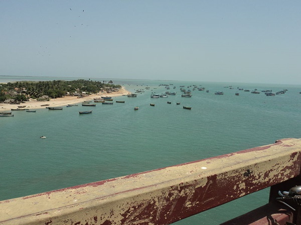 அழகிய பாம்பன் பாலம் 