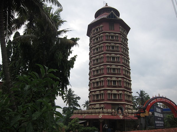 காலடி சுற்றுலா - ஈர்க்கும் இடங்கள், செய்யவேண்டியவை மற்றும் எப்படி அடைவது