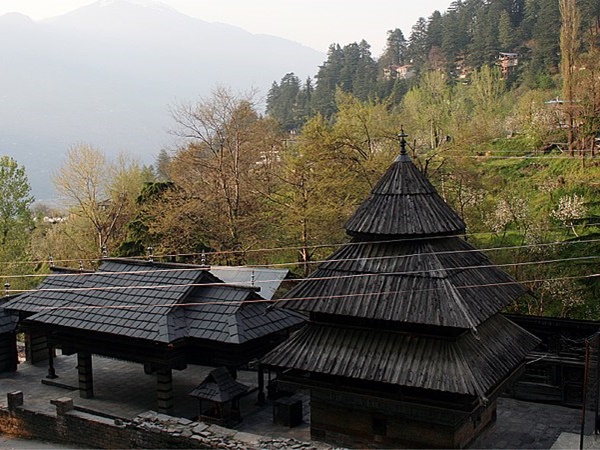 நக்கர் சுற்றுலா - ஈர்க்கும் இடங்கள், செய்யவேண்டியவை மற்றும் எப்படி அடைவது