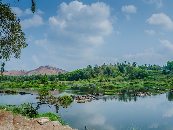 சங்கம் சுற்றுலா - ஈர்க்கும் இடங்கள், செய்யவேண்டியவை மற்றும் எப்படி அடைவது