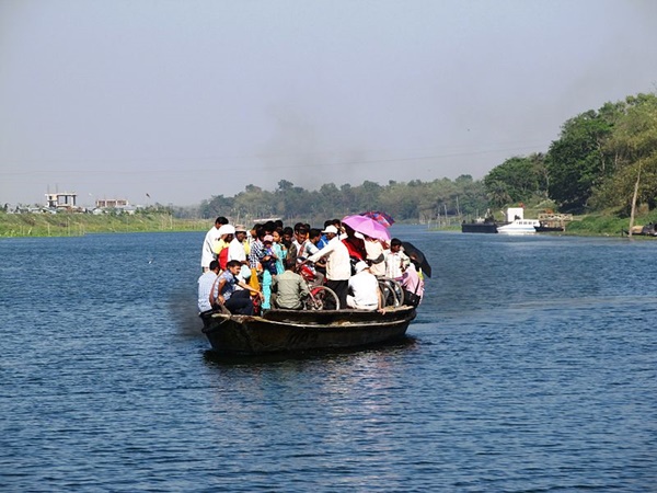 மாயாபூரின் பாரம்பரிய உணவு வகைகள் 