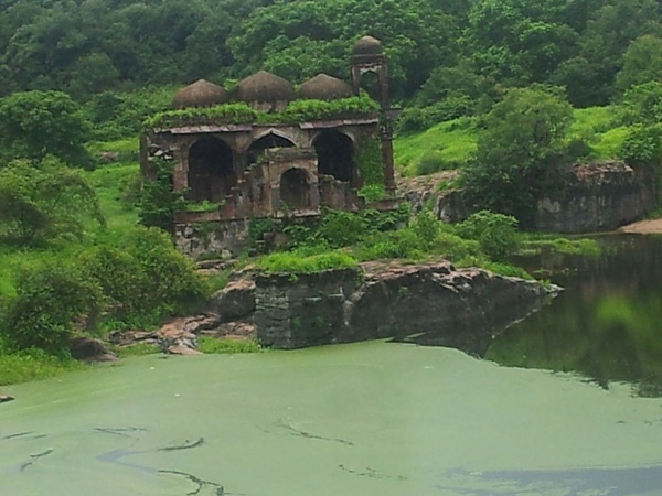 சவாய் மாதோபூர் - ஈர்க்கும் இடங்கள், செய்யவேண்டியவை மற்றும் எப்படி அடைவது 