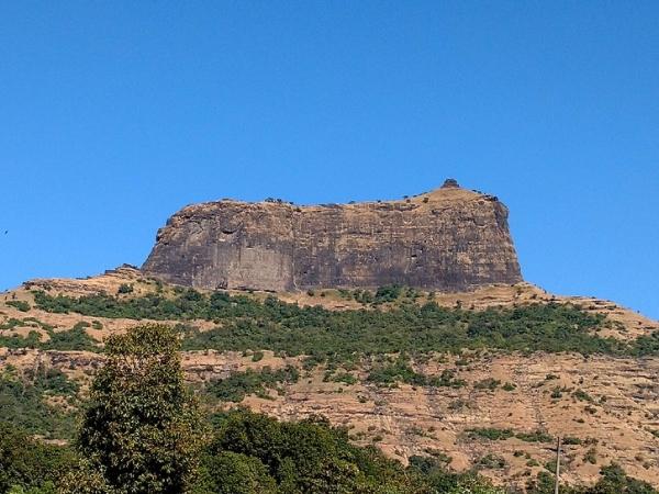 ஹரிஹர் கோட்டை ட்ரெக்கிங்