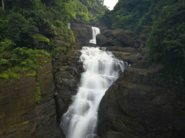 போபில் நீர்வீழ்ச்சி