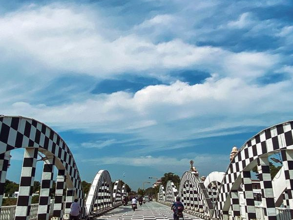 சென்னை நேப்பியர் பாலம் சென்னை நேப்பியர் பாலம்