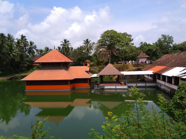 அனந்தனுடன் தொடர்புடைய ஸ்ரீ அனந்தபுரா கோவில்