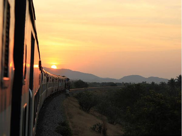 பல வசதிகள் அடங்கிய தர்ஷன்