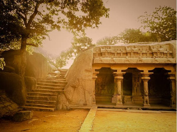 மகாபலிபுரத்தின் சிறப்புகள் மகாபலிபுரத்தின் சிறப்புகள்