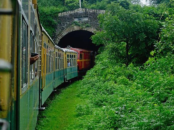 IRCTC யால் அங்கீரிக்கப்பட்ட செயலி