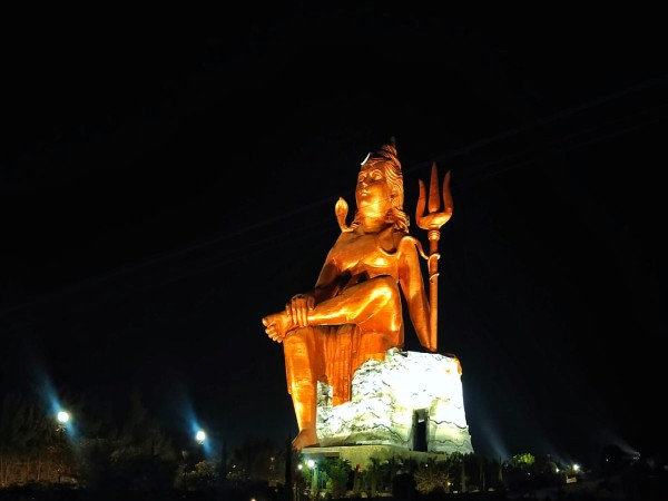 உலகிலேயே மிக உயரமான சிவன் சிலை