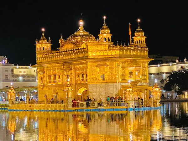 அமிர்தசரஸ் அமிர்தசரஸ்