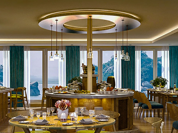 ஆடம்பர வசதிகள் கொண்ட சொகுசுக் கப்பல்