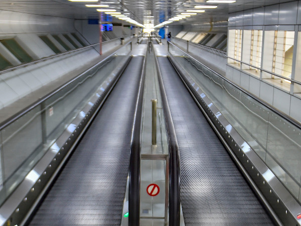 அதிகரித்து வரும் மக்கள் கூட்டம் 