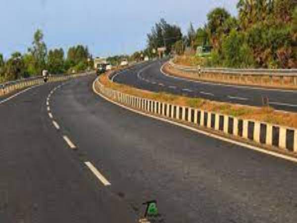 மகாபலிபுரத்தில் நிறுத்தம் மகாபலிபுரத்தில் நிறுத்தம்