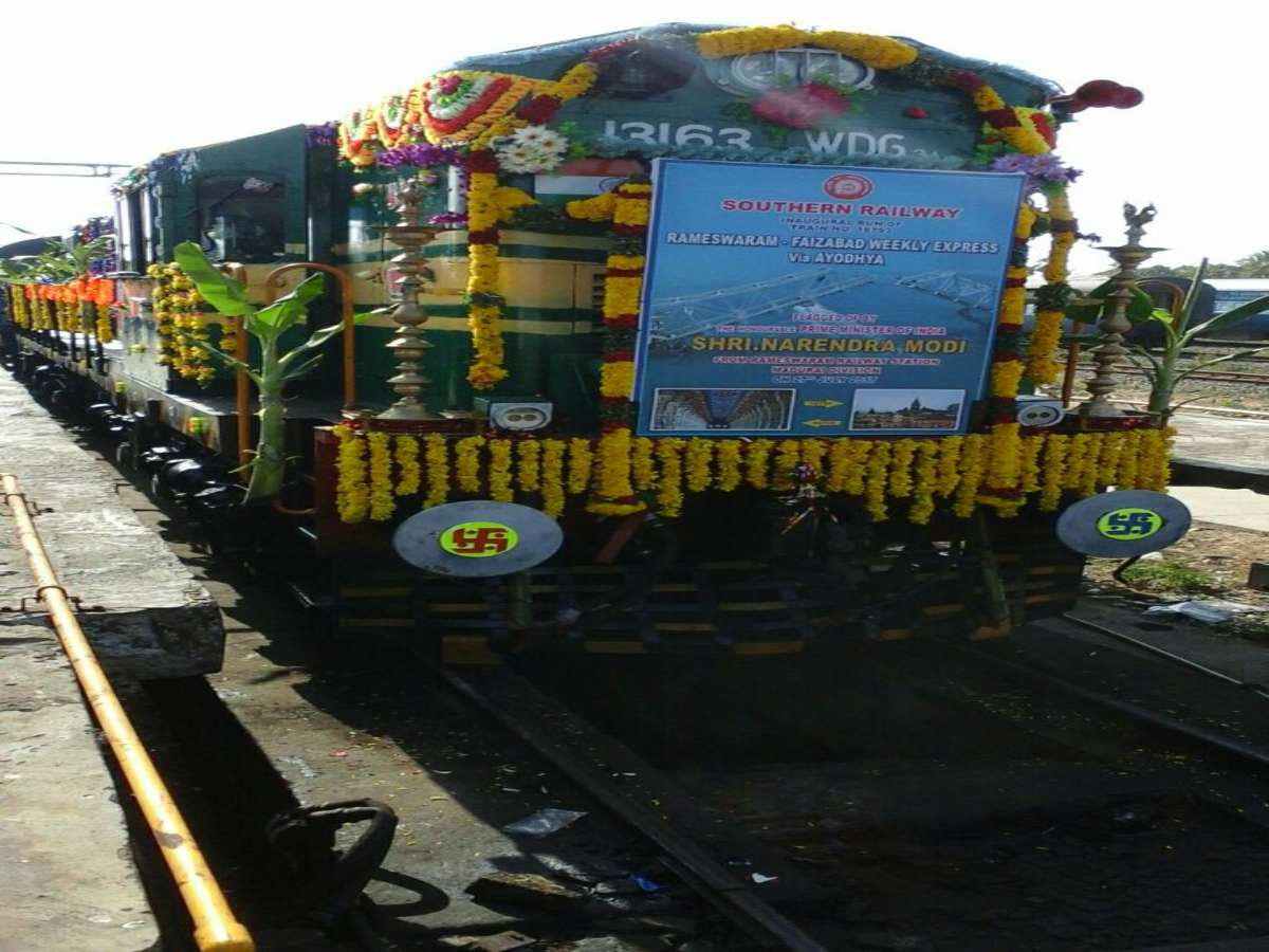 sothrenrailways1-1676962234.jpg -Properties