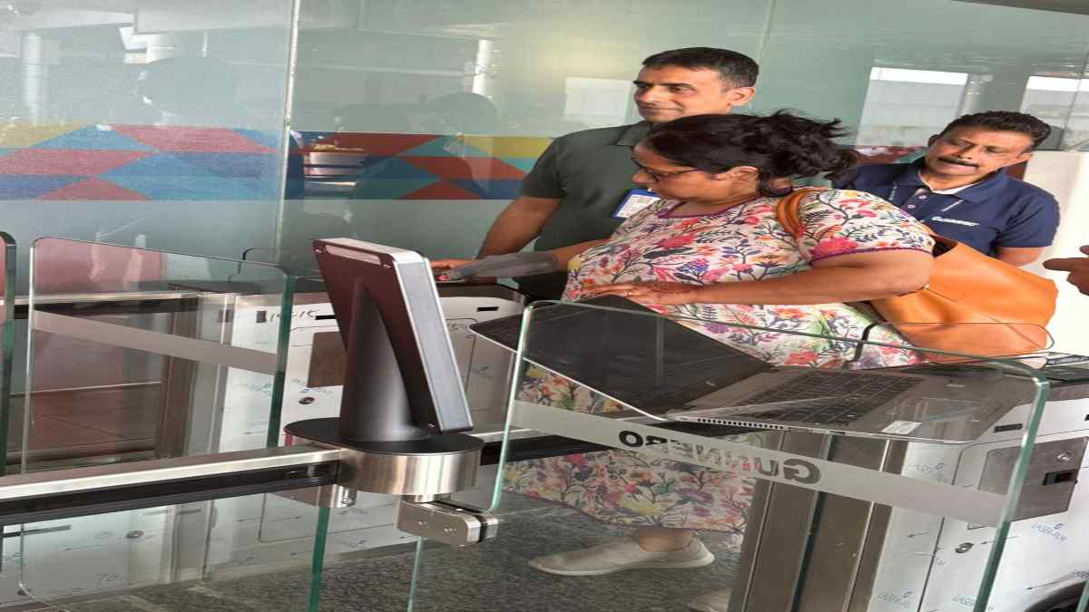  Indira Gandhi International Airport