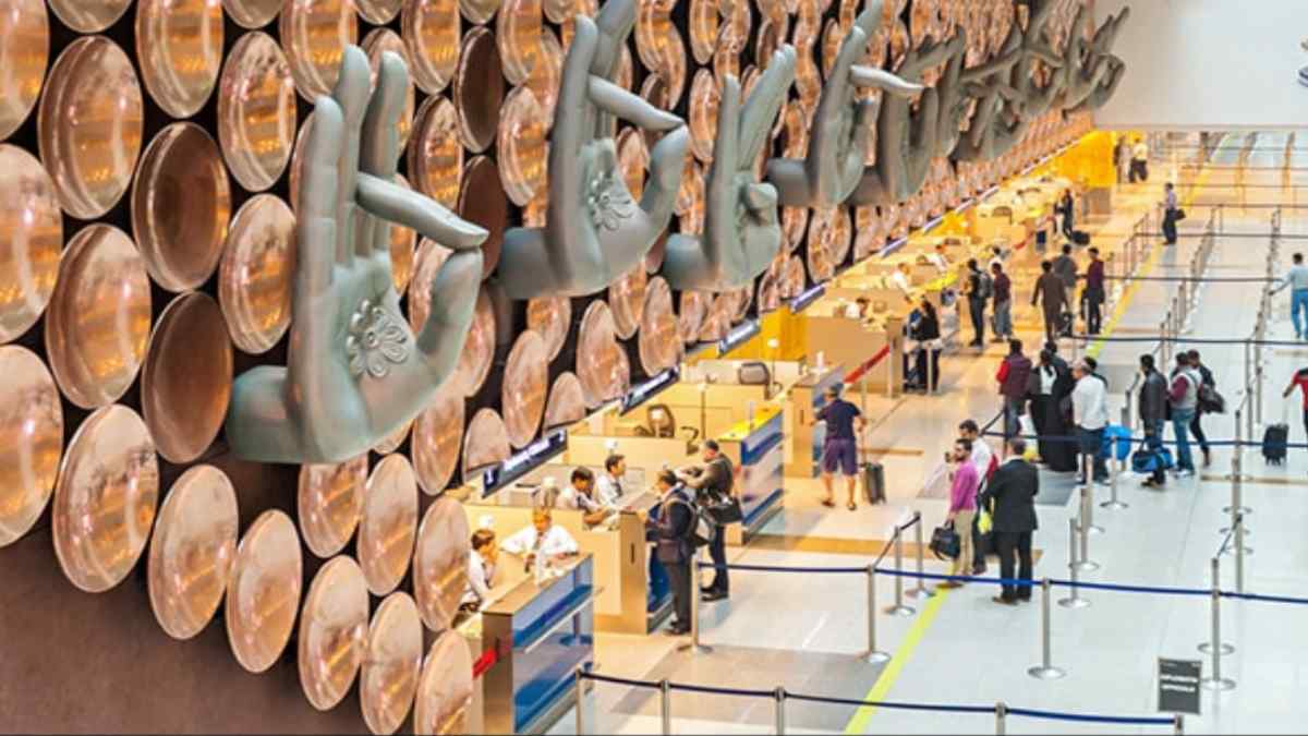  Indira Gandhi International Airport