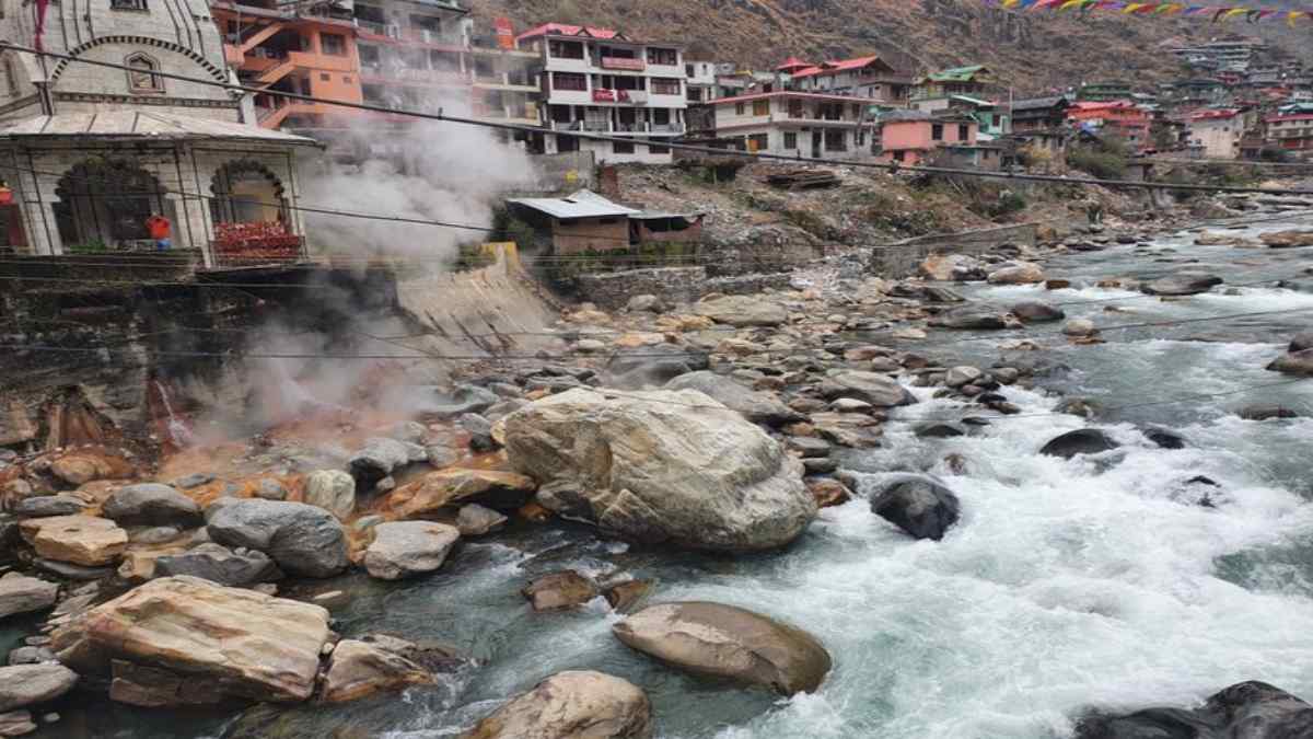 manikaranhotwaterspring1 manikaranhotwaterspring1