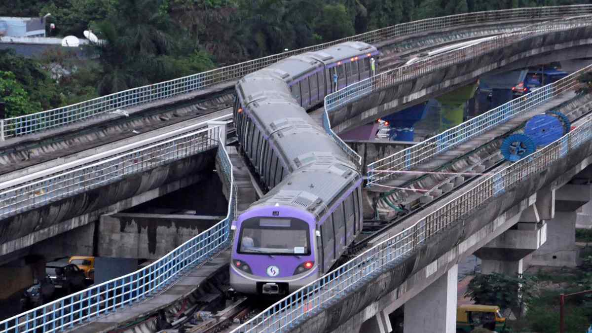Underwater metro in Kolkatata Underwater metro in Kolkatata