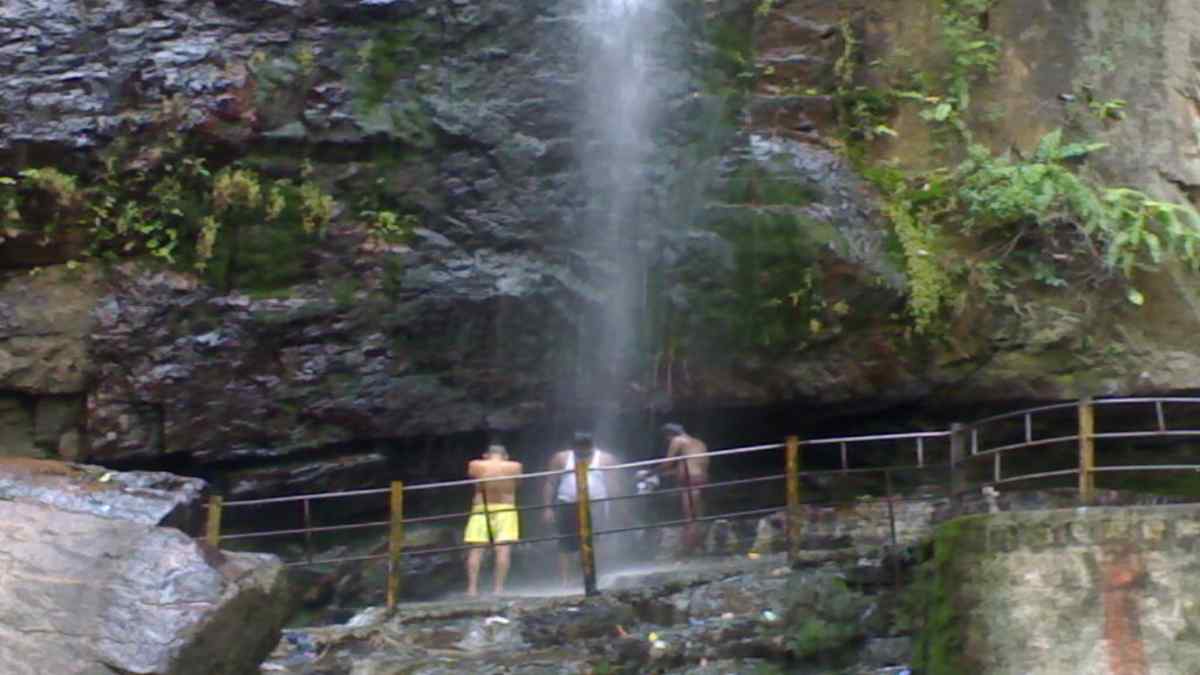 sadasivakonawaterfalls1 sadasivakonawaterfalls1