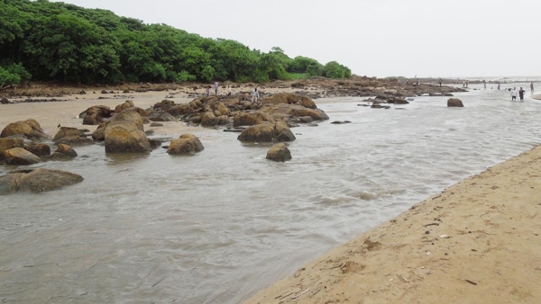 aksabeachmumbai aksabeachmumbai