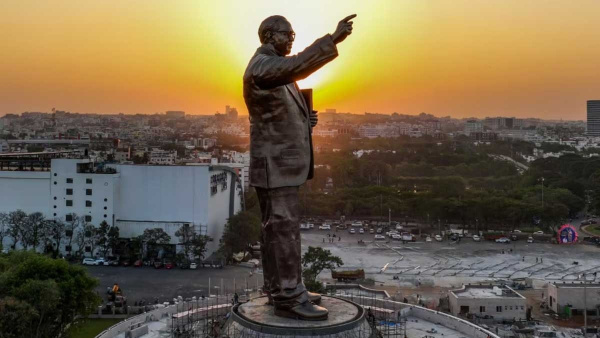 25fttallworldstallestdrbr-ambedkarstatue