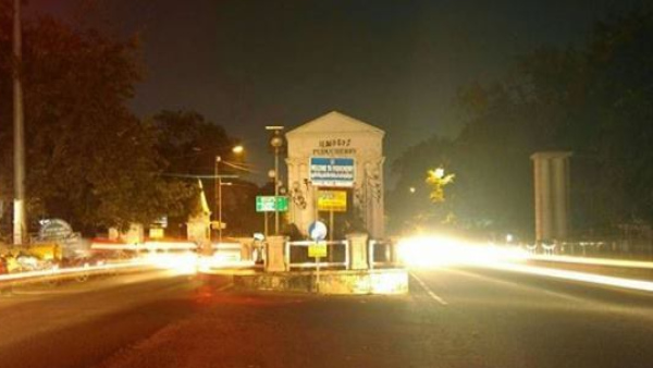 Pondicherry to Tindivanam road during nights Pondicherry to Tindivanam road during nights