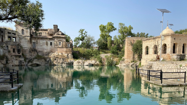 Katas raj temples Pakistan