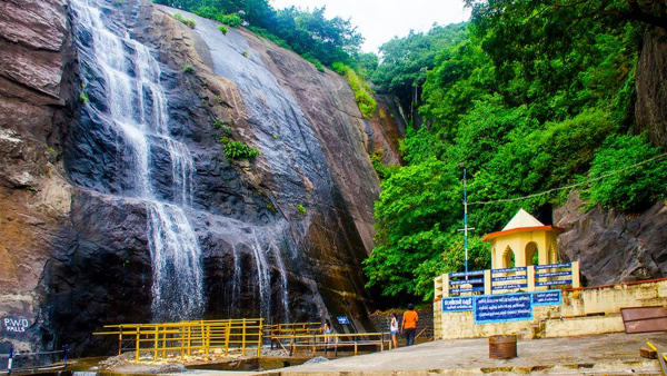 courtallam temple courtallam temple
