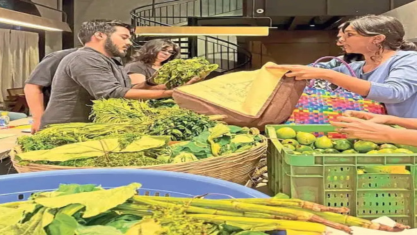 agreatpersonnamedelangodistributingfreevegetables2