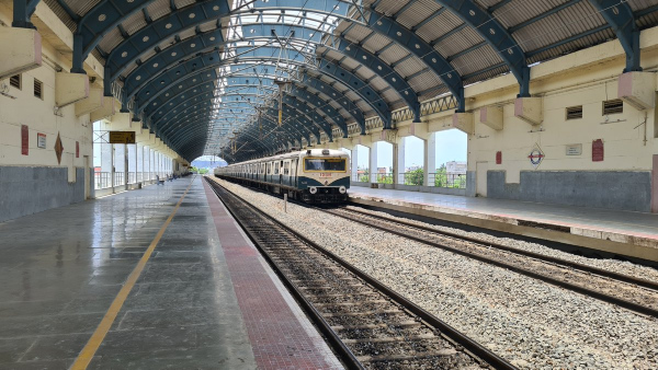 Chintadripet-Chennai beach MRTS line work is not completed yet 2 Chintadripet-Chennai beach MRTS line work is not completed yet 2