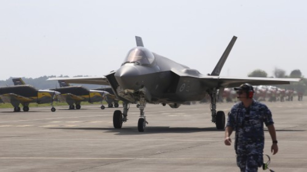Fighter Jet