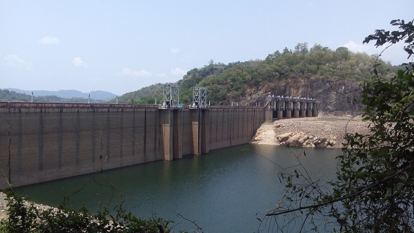 Karaiyar Dam