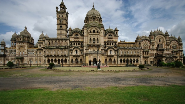 Laxmi Vilas Fort