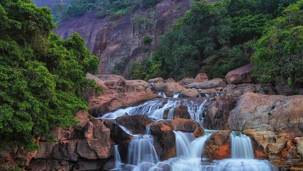 Manimuthar falls