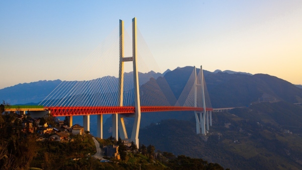 China to Open World s Tallest Bridge