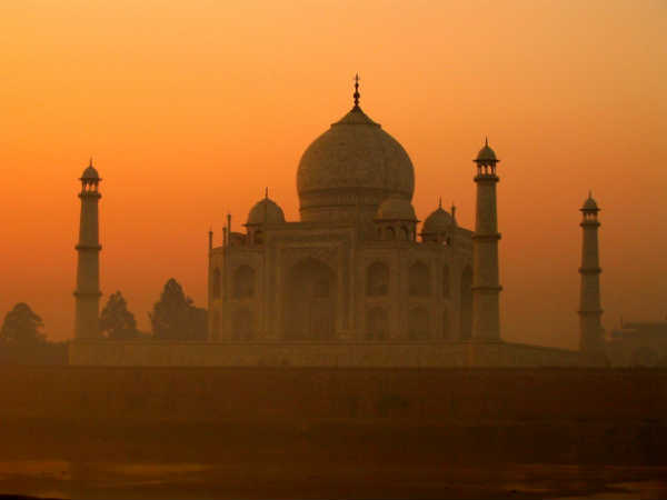 భారత దేశపు అద్భుత నిర్మాణాలు !