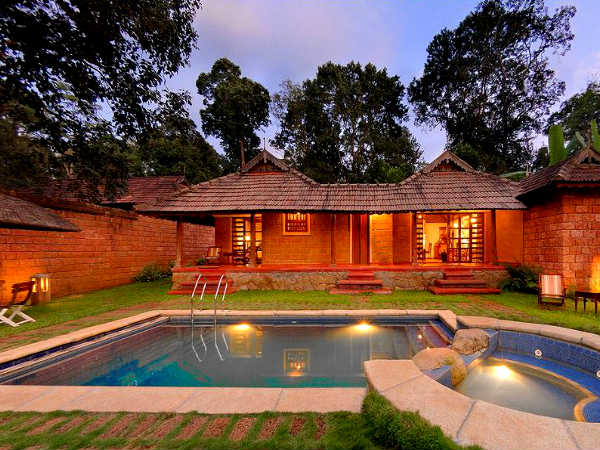 టూర్ ప్రోగ్రాం హైదరాబాద్ - కూర్గ్ - ఊటీ - మైసూరు - హైదరాబాద్ 