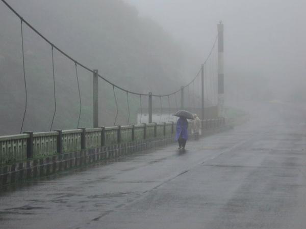 మబ్బుల్లో పర్యటన