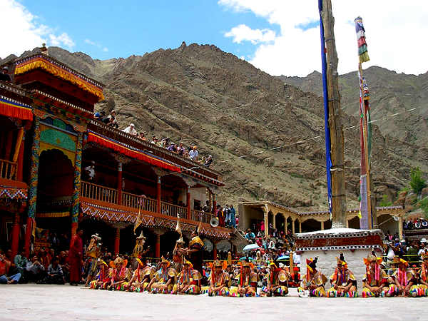 అయిదు ప్రధాన బౌద్ధ ఆరామాలు !