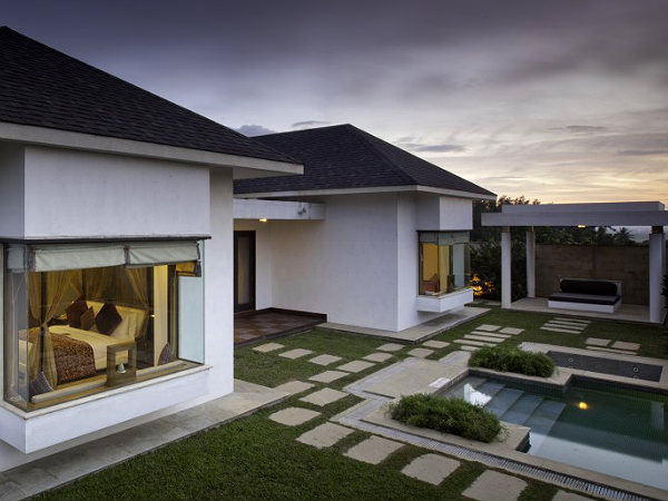 మూడ్ ఇచ్చే ముద్దుల రిసార్ట్ లు