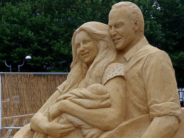 సుందరమైన బొమ్మలు