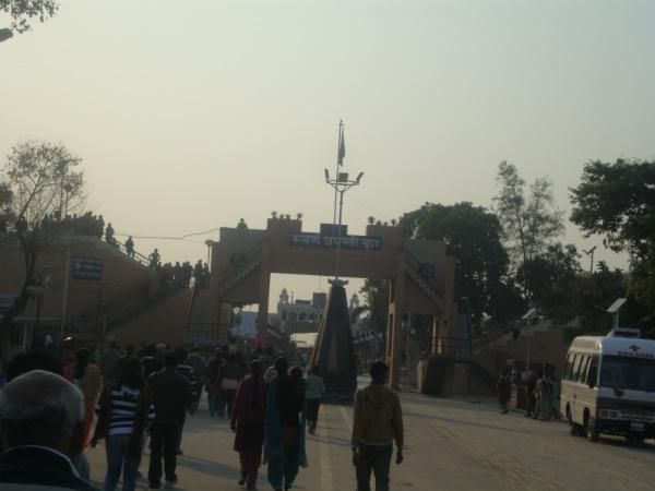 స్వర్ణ జయంతి ద్వార్ 