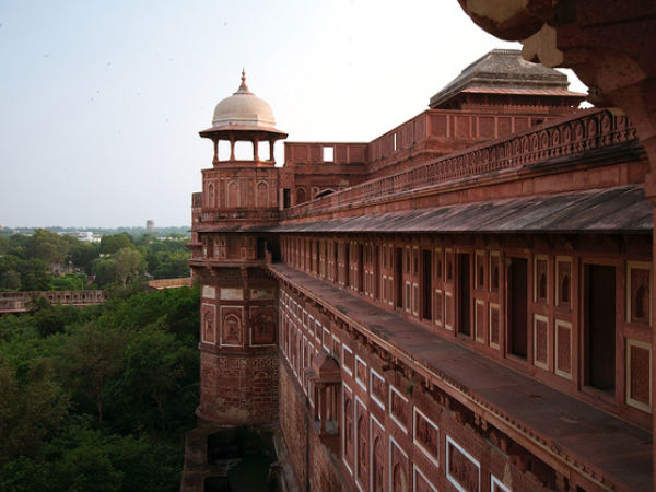 ఆగ్రా ఫోర్ట్ 